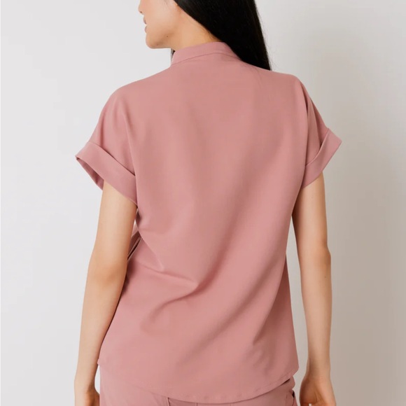 Garde Malade Scrub Set - Picture 3 of 8